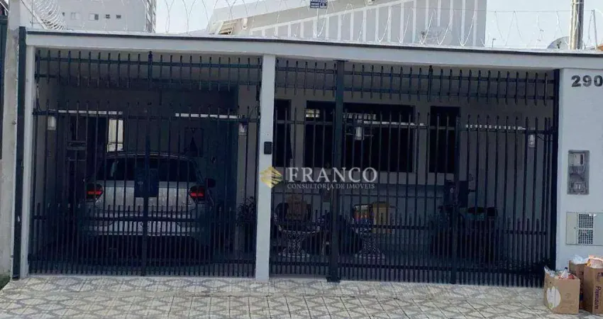Casa com 3 quartos à venda na Rua Santo Antônio, Centro, Taubaté