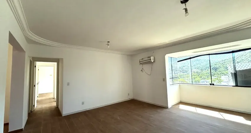 Apto com 1 suíte e 2 quartos à venda no bairro Centro em Joinville-SC por R$665.000,00.