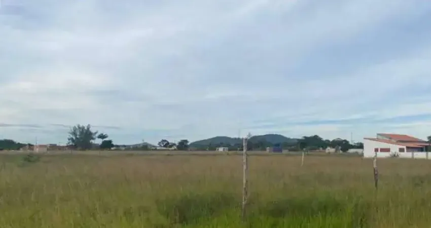Oportunidade: 2 Terrenos de 600m² - próximo à Praia do Gavião - Araruama-RJ