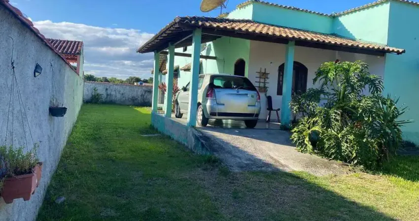 casa com 3 quartos ( 1 suite ) em Saquarema (Próximo de Praia Seca)