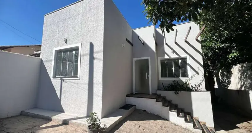 Casa com 2 quartos ( 1 suite )  Jardim Arco íris - São Pedro da Aldeia - Rj