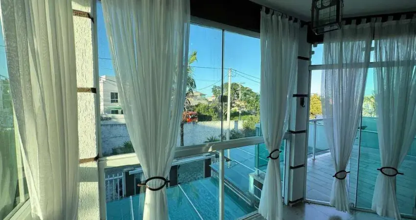 Duplex à venda no Condomínio dos Pássaros em Cabo Frio/RJ