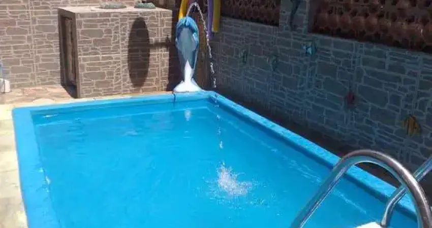 Casa com 3 quartos, piscina e terraço, parque alves branco, araruama - rj