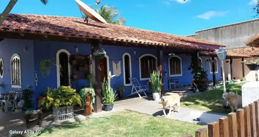 Casa ampla 3 quartos ( 2 suítes ) proximo a lagoa- pontinha araruama/rj