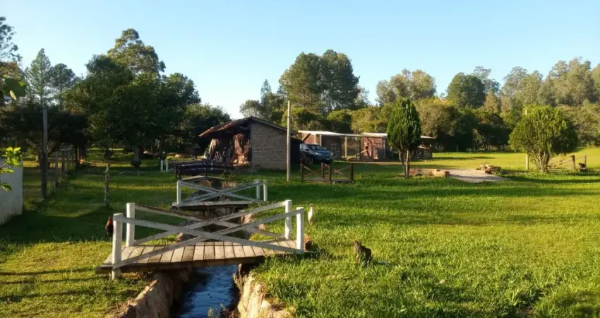 Chácara / sítio com 3 quartos à venda na Rodovia BR 116, 3919, Parque Eldorado, Eldorado do Sul