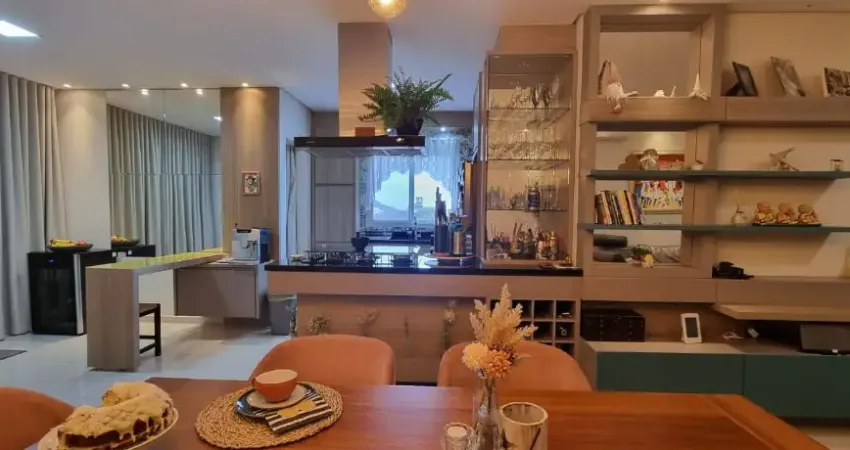 Apartamento com 3 Quartos, sendo 1 suíte e 2 banheiro à Venda, 179 m² -Ingleses/SC