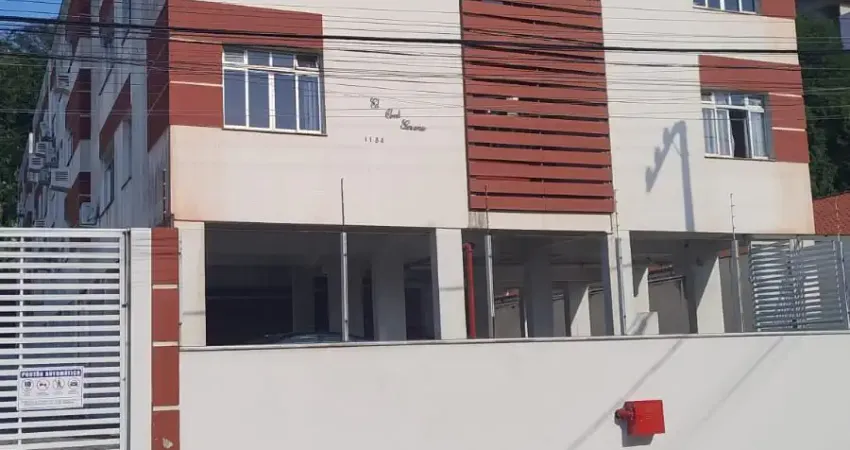 Apartamento à venda com 1 quarto, em Coqueiros- São José