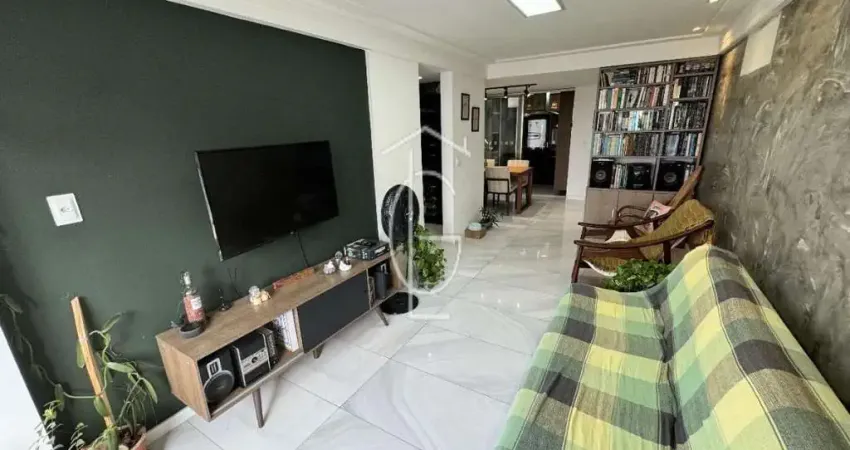 LINDO APARTAMENTO REFORMADO E COM M&#211;VEIS PLANEJADOS, DE 76M&#178;, NA MADALENA