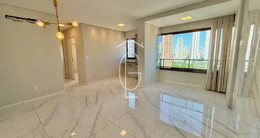 Belíssimo apartamento reformado e com móveis planejados no bairro da torre