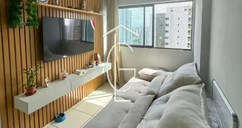 Lindo apartamento com móveis planejados em excelente localização na torre