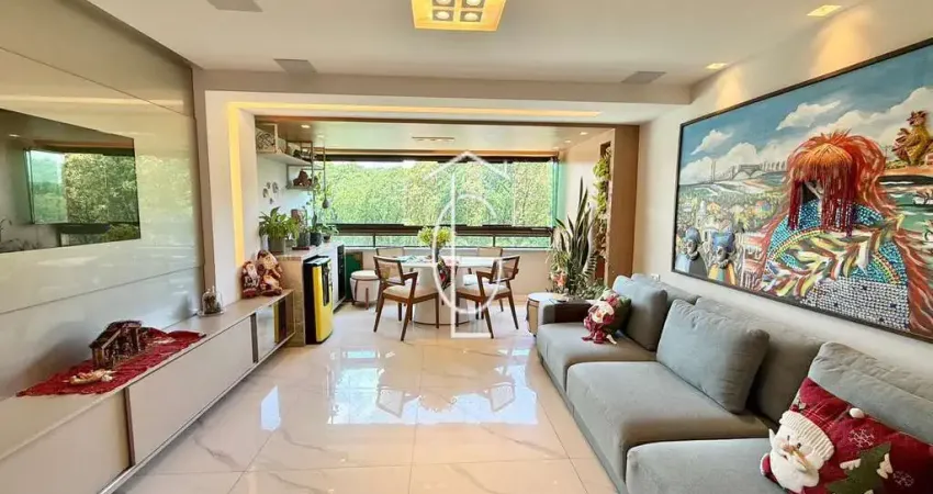 Belíssimo apartamento de 132 m², com móveis planejados e 100% reformado na av. beira rio