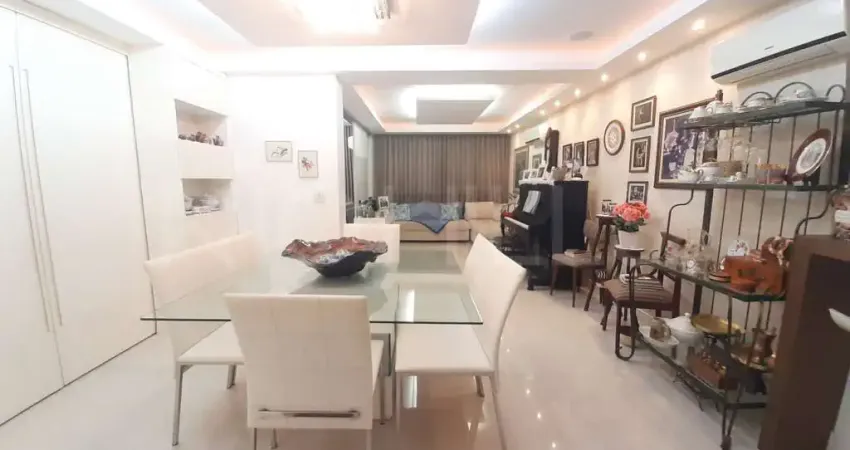 Apartamento de 3 quartos, com 140m², à venda na Praia de Icaraí, Niterói/RJ