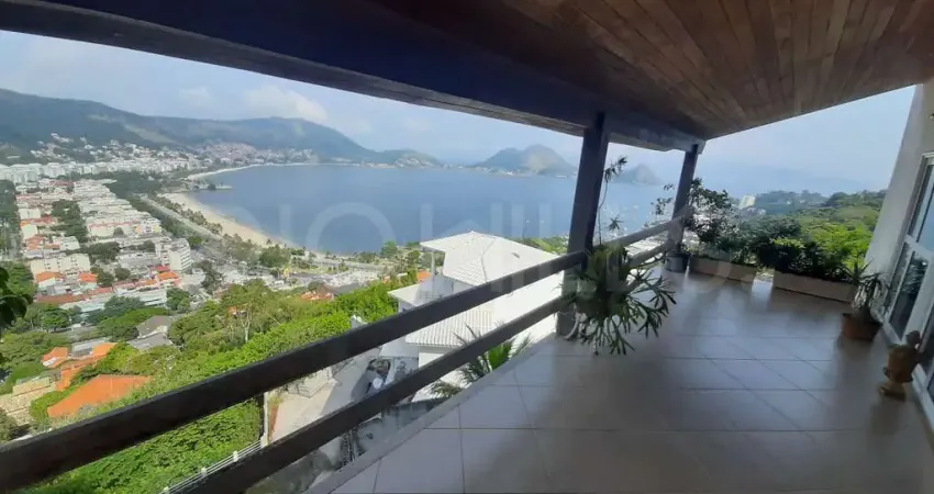 Casa em condomínio fechado com 4 quartos à venda na Rua Doutor Henrique Portugal, São Francisco, Niterói
