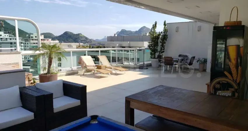 Apartamento Cobertura Linear de 4 quartos, com 240m², à venda em Charitas, Niterói/RJ