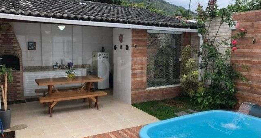 Casa Duplex de 3 quartos, com 166m², à venda em Piratininga, Niterói/RJ