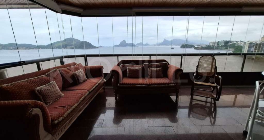 Apartamento de Luxo de 4 quartos, com 450m², à venda na Praia de Icaraí, Niterói/RJ