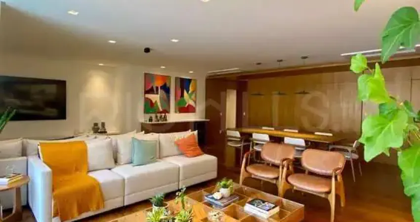 Apartamento de 4 quartos, com 230m², à venda em Icaraí, Niterói/RJ