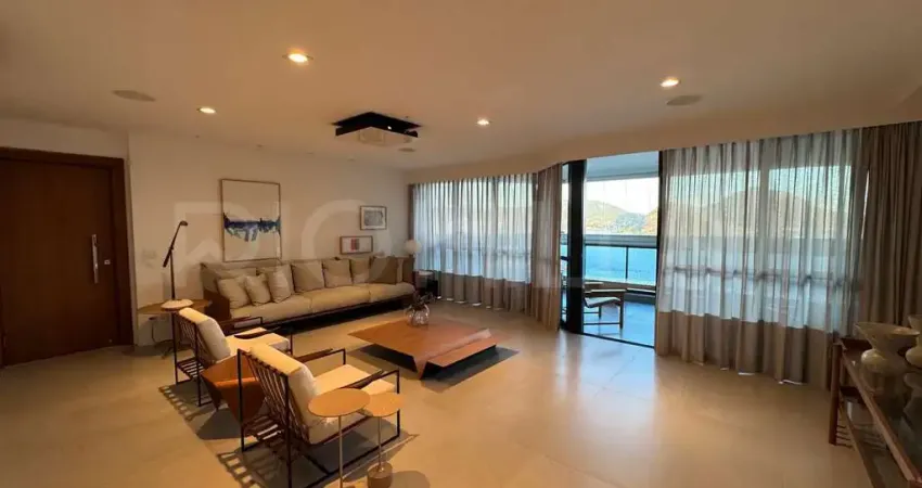 Apartamento de 4 quartos, com 286m², à venda na Boa Viagem, Niterói/RJ