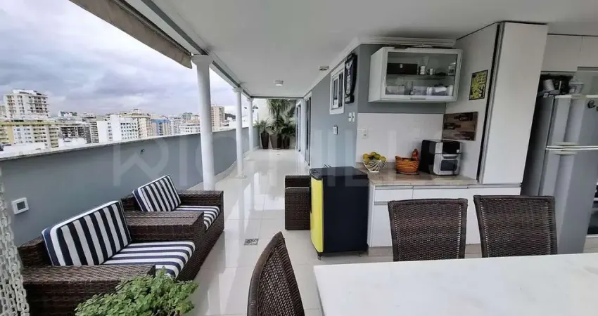 Apartamento Cobertura Duplex de 4 quartos, com 226m², à venda na Vital Brasil, Niterói/RJ