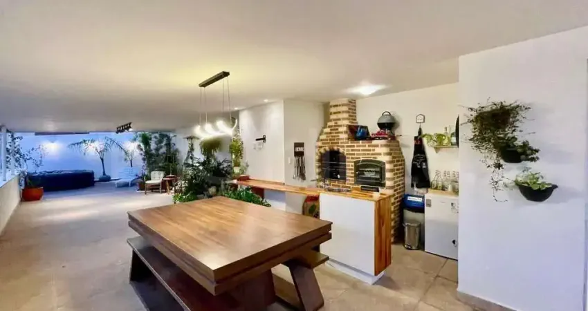 Apartamento Cobertura Linear de 4 quartos, com 266m², à venda em Icaraí, Niterói/RJ