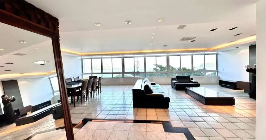 Apartamento de 4 quartos, com 400m², à venda na Praia de Icaraí, Niterói/RJ