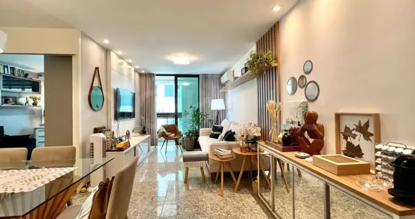 Apartamento de 2 quartos, com 86m², à venda em Charitas, Niterói/RJ