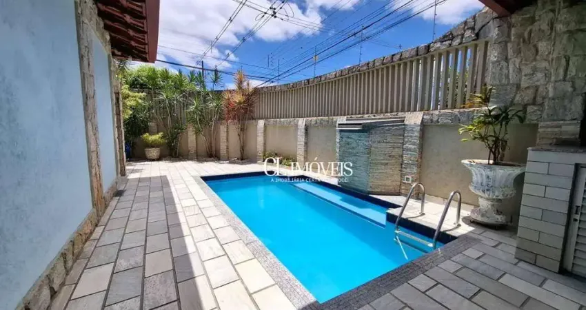 Casa com 4 quartos para alugar na Rua Suíça, Jardim Adriana II, Londrina