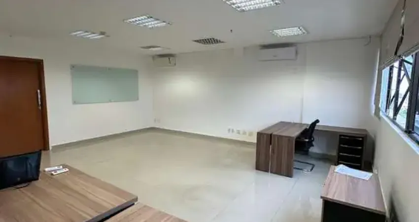 Edifício Top Tower - Sala Comercial - 121,00 m² para Locação - Avenida do CPA em Cuiabá-MT