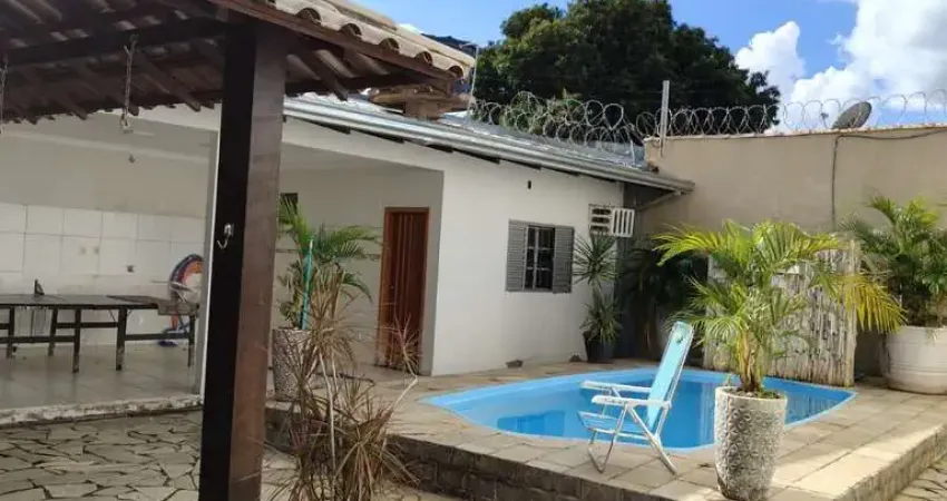 Imperdível: Casa à venda em Cuiabá-MT, bairro Poção, 4 quartos, 1 suíte, 3 salas, 4 vagas de garagem, 350m².