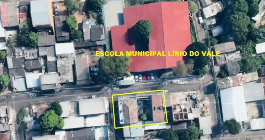 Dois prédios com casa de 3 quartos, e 7 apartamentos, no Lírio do Vale 1.