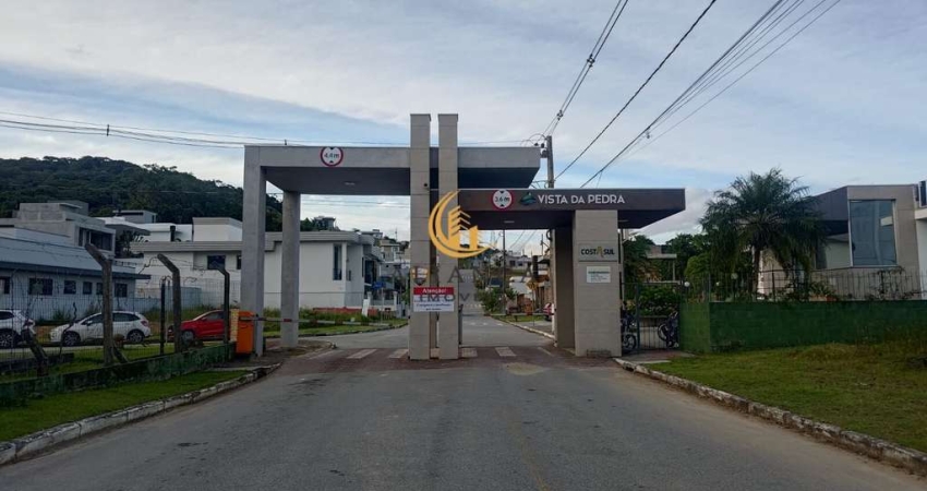 Terreno à venda na Rua Henriqueta Deolinda da Silva, Sertão do Maruim, São José