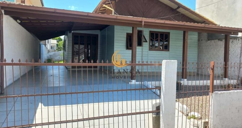 Casa com 2 quartos à venda na Rua Maurino Prim, Forquilhas, São José