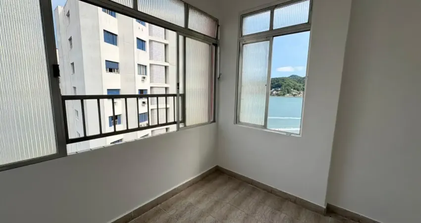 ️ apartamento à venda – kitnete, andar alto, pertinho da praia!
