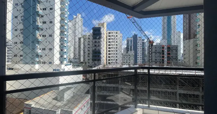 Apartamento com 3 quartos para alugar na Rua 1021, Centro, Balneário Camboriú