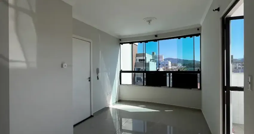 Aluguel anual em camboriú- 2 dorm e 1 vaga - ao lado do parque linear