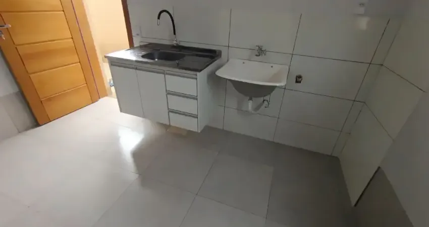 Aluga-se Excelente Kitinete - Setor Serrinha - Proximo a TV Anhanguera