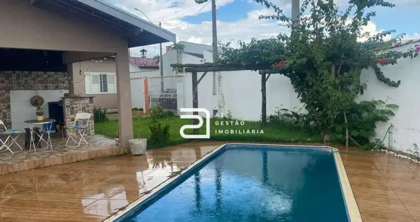 Casa com 2 dormitórios à venda, 70 m² por R$ 425.000,00 - Jardim Iporanga - Águas de São Pedro/SP