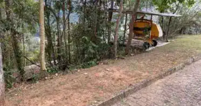 Terreno em condomínio fechado à venda na Rodovia Teresópolis-Itaipava, Quebra Frascos, Teresópolis