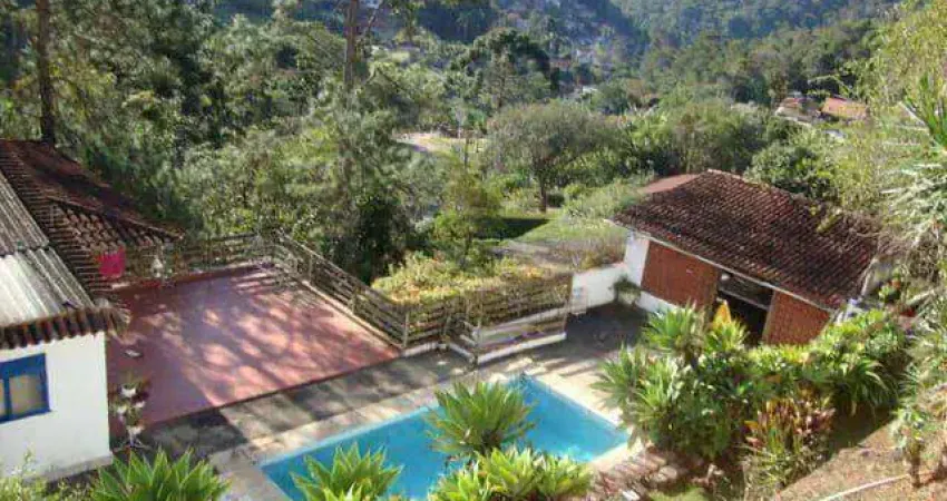 Casa com 7 dormitórios à venda, 400 m² por r$ 750.000,00 - albuquerque - teresópolis/rj