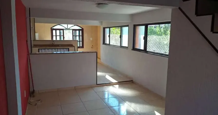 Casa com 2 dormitórios para alugar por r$ 1.500,00/mês - alto - teresópolis/rj