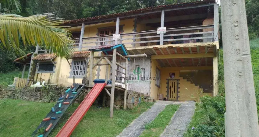 Casa com 3 dormitórios à venda por r$ 380.000,00 - albuquerque - teresópolis/rj