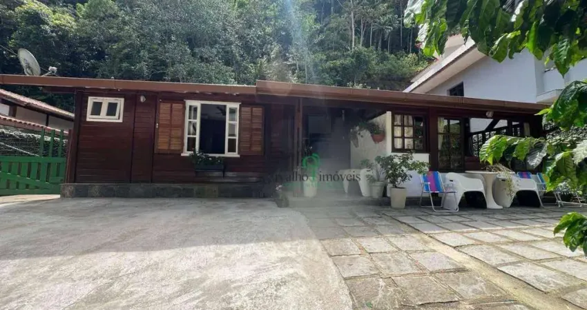 Casa em condomínio fechado com 3 quartos à venda na Rua José João Nassaro, Carlos Guinle, Teresópolis