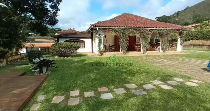Casa com 4 dormitórios à venda, 500 m² por r$ 2.500.000,00 - albuquerque - teresópolis/rj