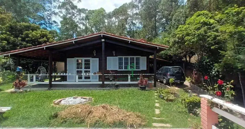 Casa com 4 dormitórios à venda, 209 m² por r$ 700.000,00 - fazenda suiça - teresópolis/rj