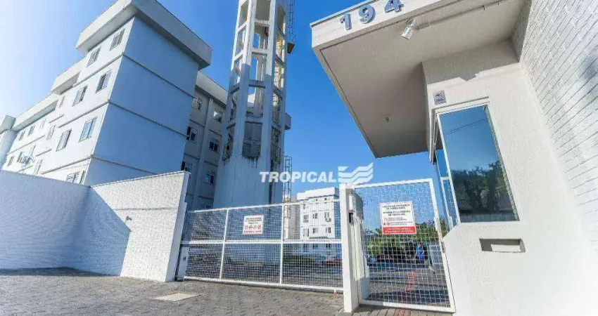 Apartamento com 2 dormitórios à venda, 49 m² por R$ 250.000,00 - Água Verde - Blumenau/SC