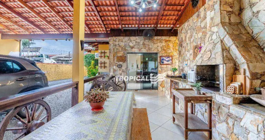Casa com 3 dormitórios à venda, 230 m² por R$ 850.000,00 - Passo Manso - Blumenau/SC