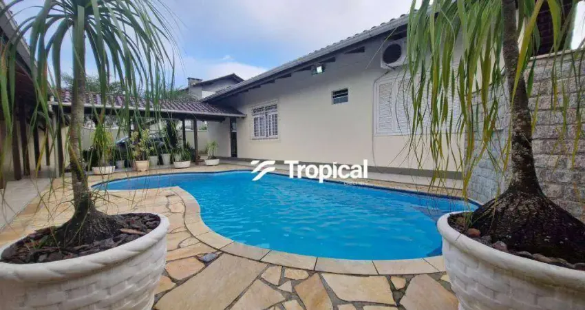 Casa com 2 dormitórios para alugar, 200 m² por R$ 5.053,00/mês - Itoupava Central - Blumenau/SC