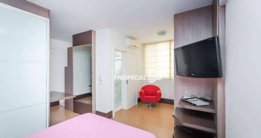 Apartamento com 1 dormitório para alugar, 55 m² por R$ 2.196,00/mês - Centro (Blumenau) - Blumenau/SC