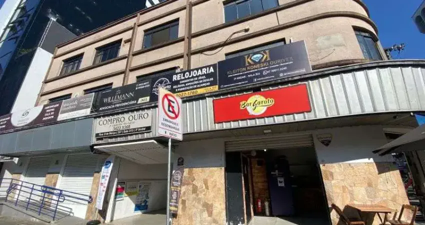 Sala comercial para alugar na Rua Nove de Março, 337, Centro, Joinville