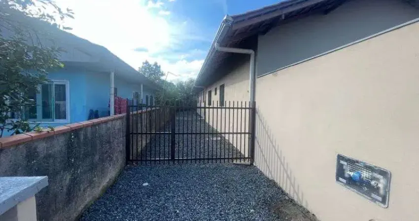 Casa com 1 quarto para alugar na Rua Antônio Alves, 721, Morro do Meio, Joinville